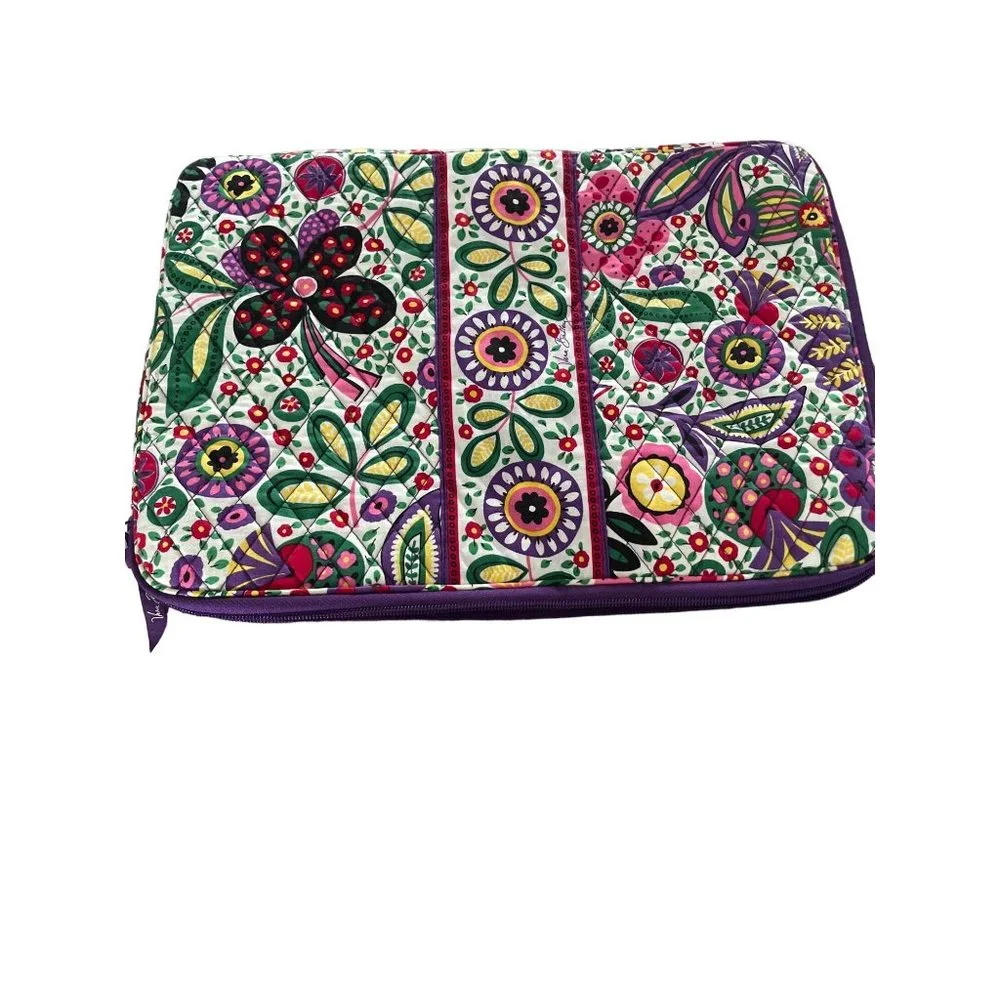 NWT VERA BRADLEY Viva La Vera Padded Laptop Sleeve Case very good condition